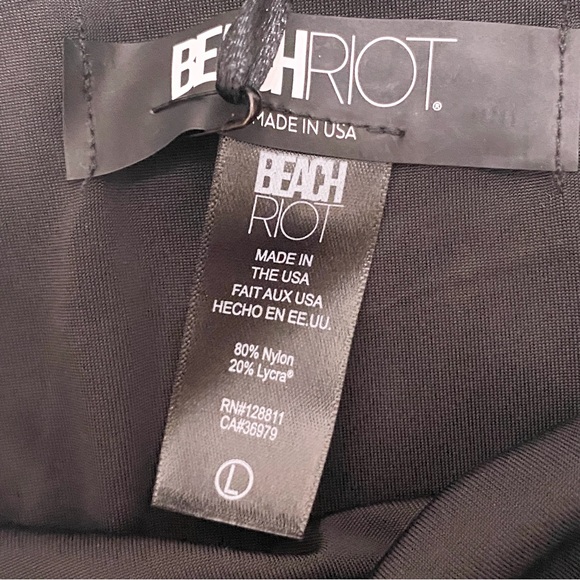 Beach Riot Bikini - Picture 10 of 11